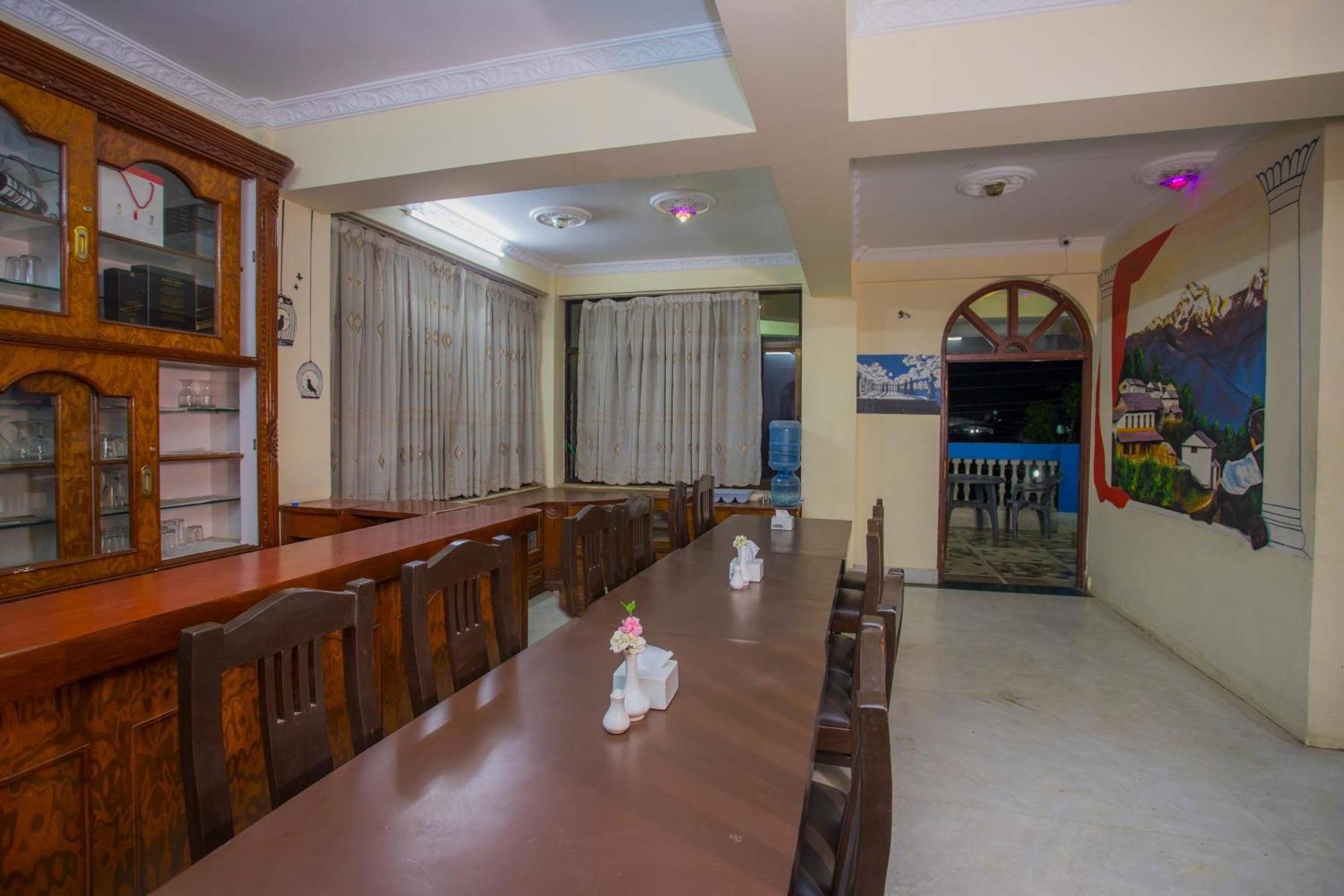 Oyo 232 Hotel Titanic Pvt Ltd Balaju 外观 照片